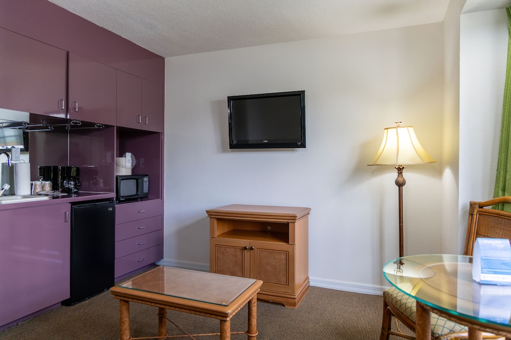 Deluxe Suite, 2 Bedrooms - Photo 9