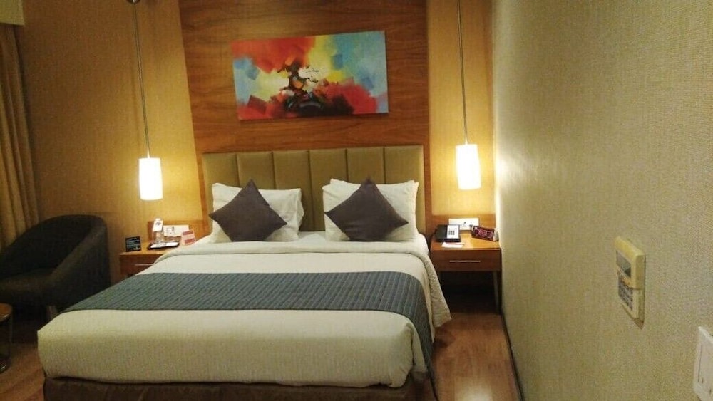 Room, 1 Double Bed, Smoking - Photo 5