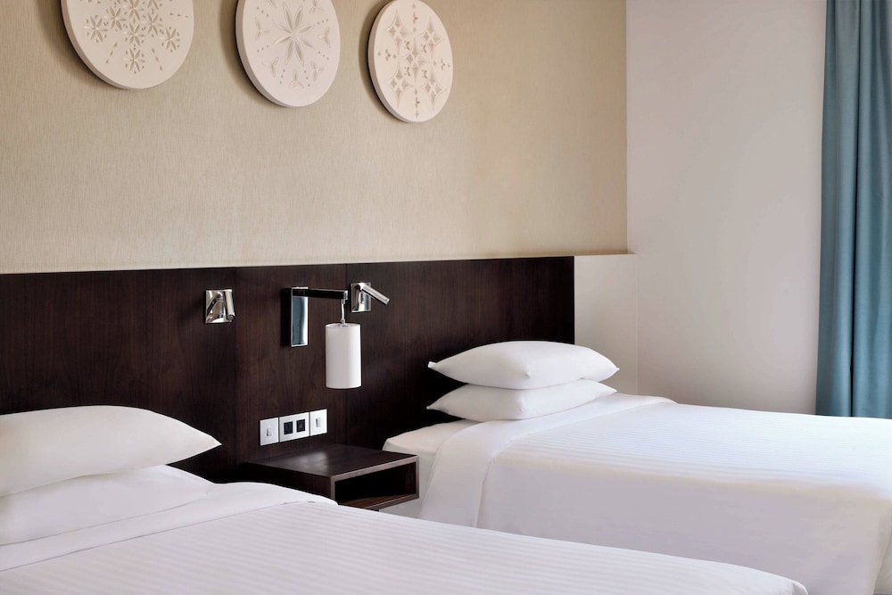 Deluxe Room, 2 Double Beds - Photo 4