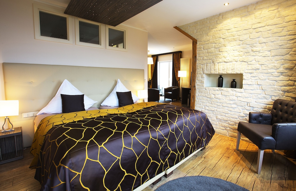 Junior Room