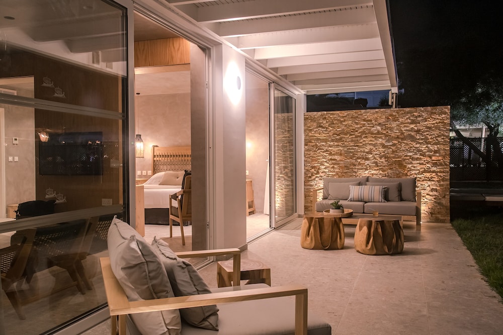 Luxury Bungalow, Sea View (Suite) photo 2