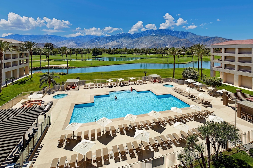 Room, 2 Queen Beds, Mountain View (Pool View) - Photo 6