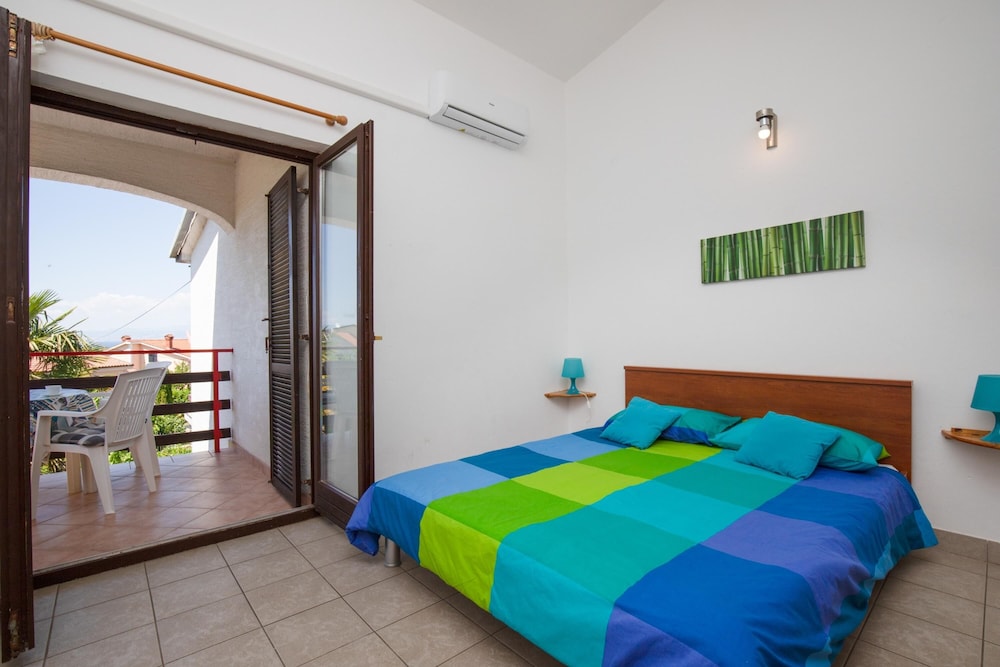 Family Apartment, Multiple Bedrooms (Apartman Brankica 3 Island Krk) photo 1
