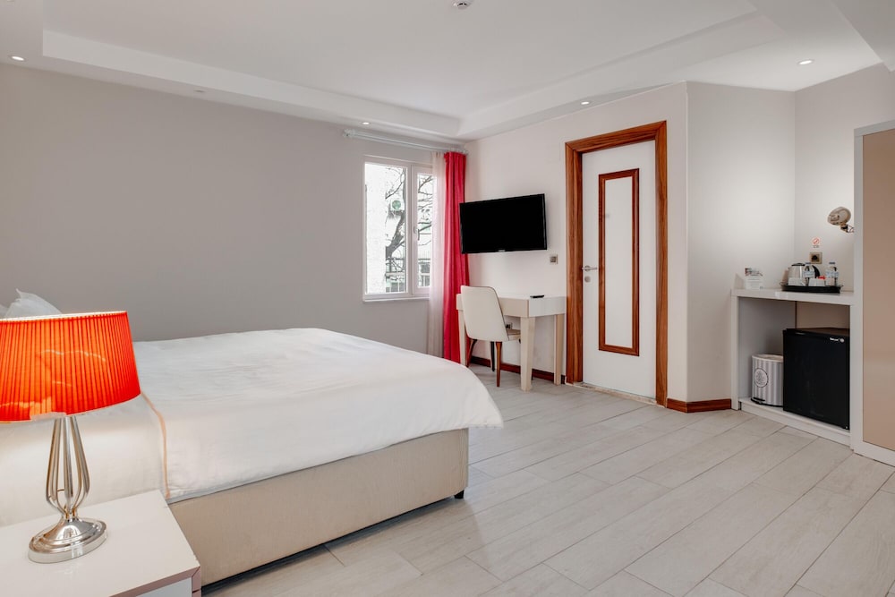Standard Double Room, Non Smoking photo 3