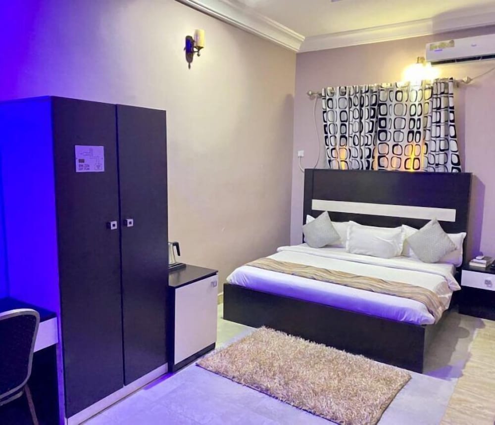 Basic Room, Balcony, City View photo 1