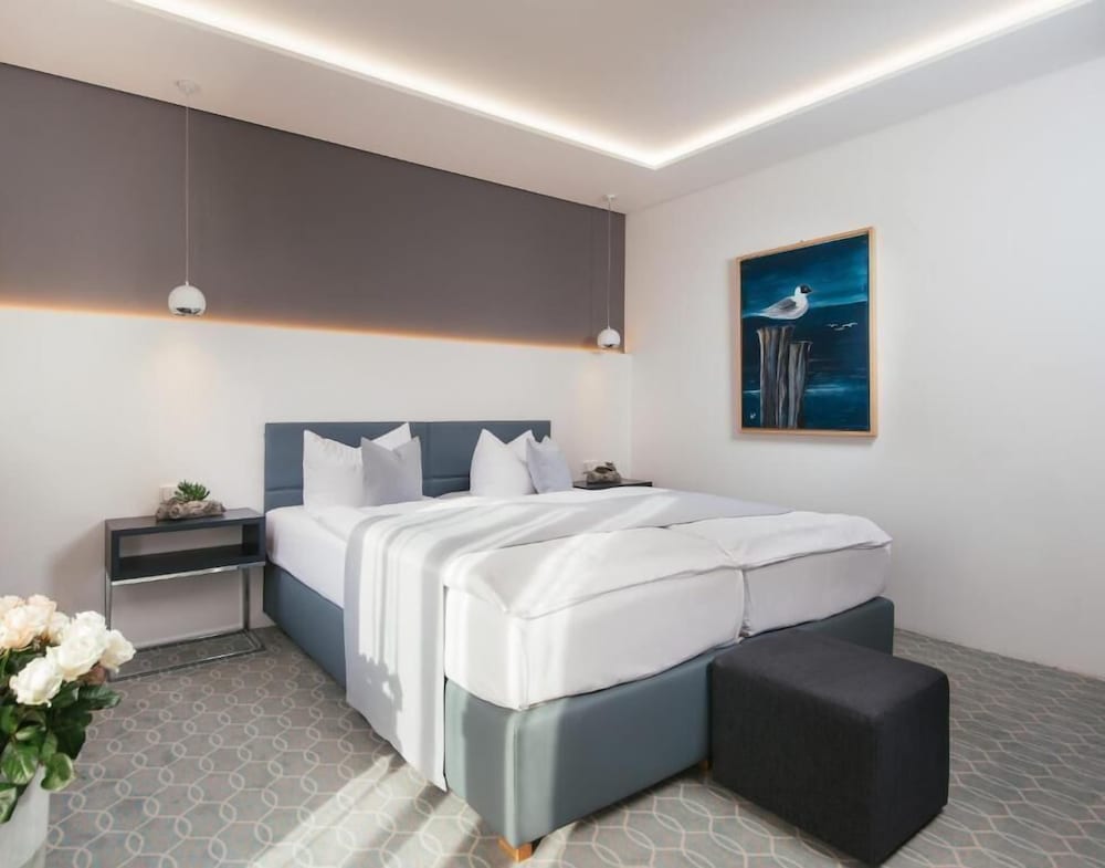 Comfort Double Room, Balcony, Park View
