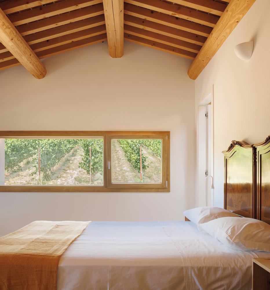 Deluxe Double or Twin Room, Garden View photo 3
