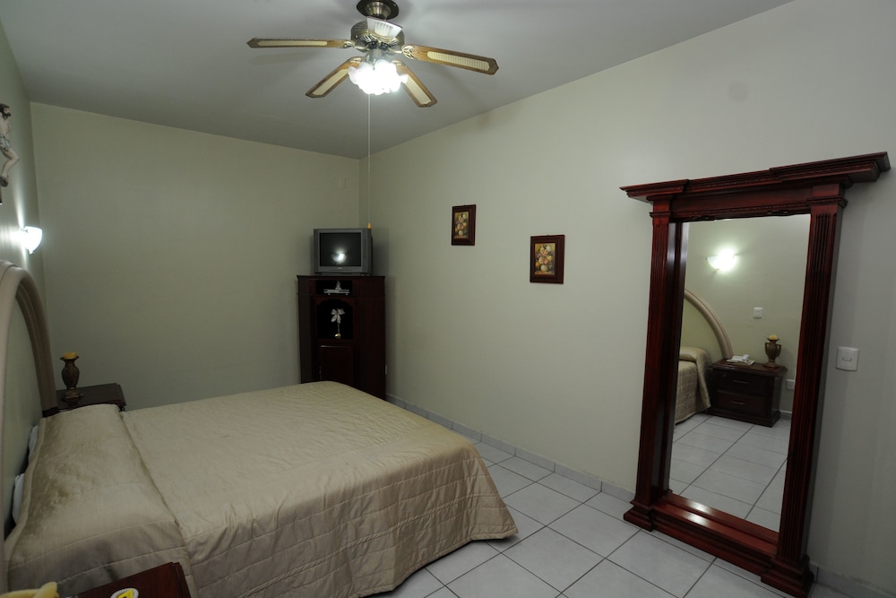 Standard Room photo 1
