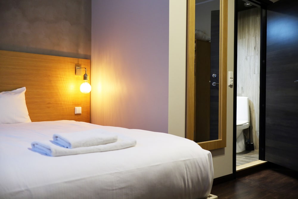 Basic Double Room photo 2