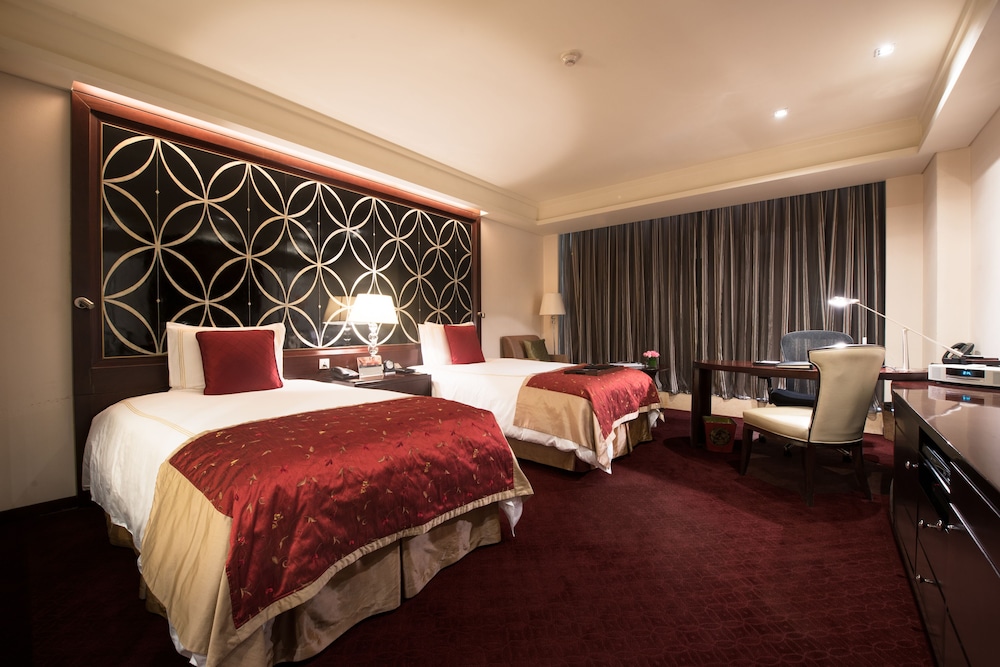 Deluxe Twin Room - Photo 2