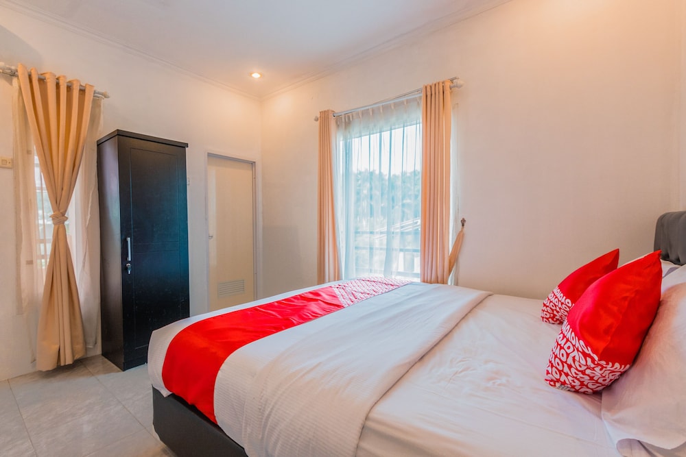 Deluxe Double Room - Photo 8