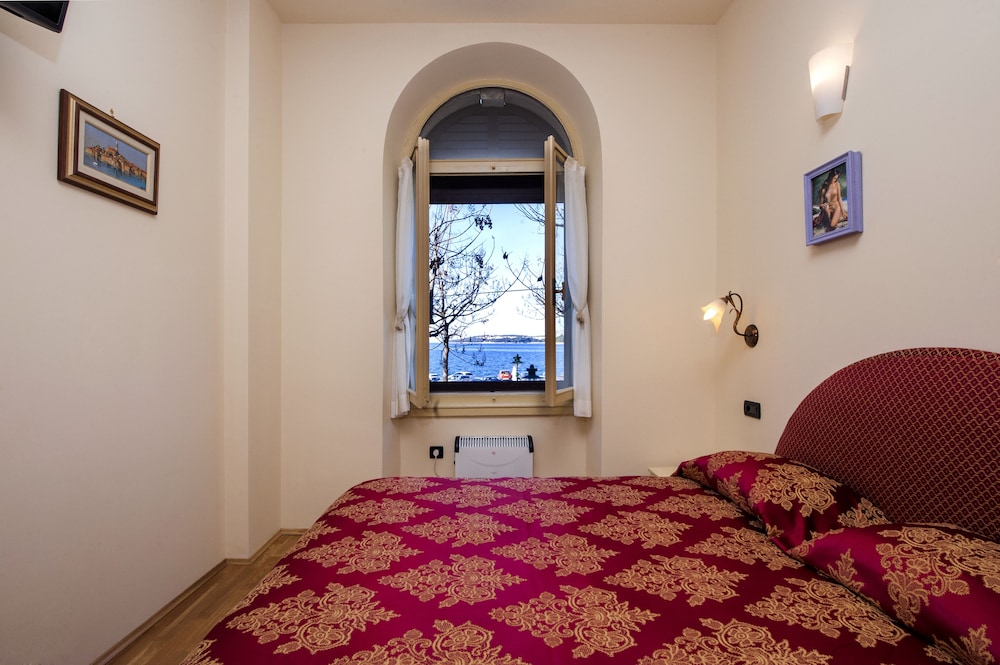Deluxe Studio, Kitchenette, Sea Facing