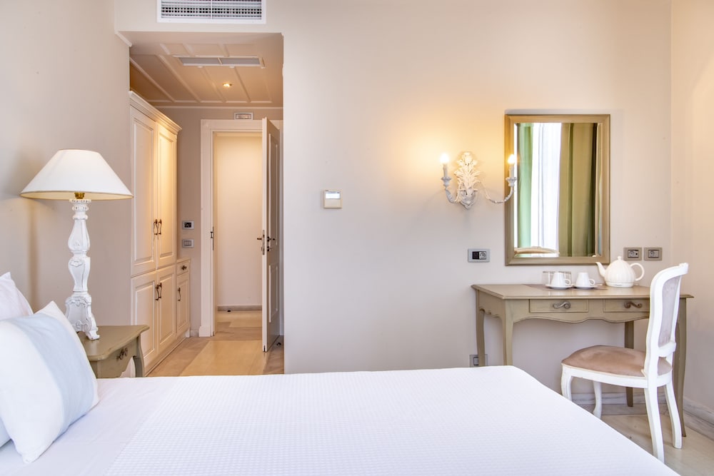 2 Bedroom Sea View Suite photo 2