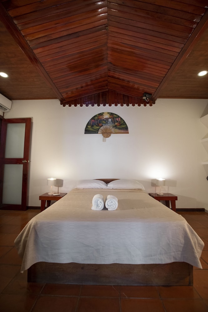 Economy Double Room photo 3