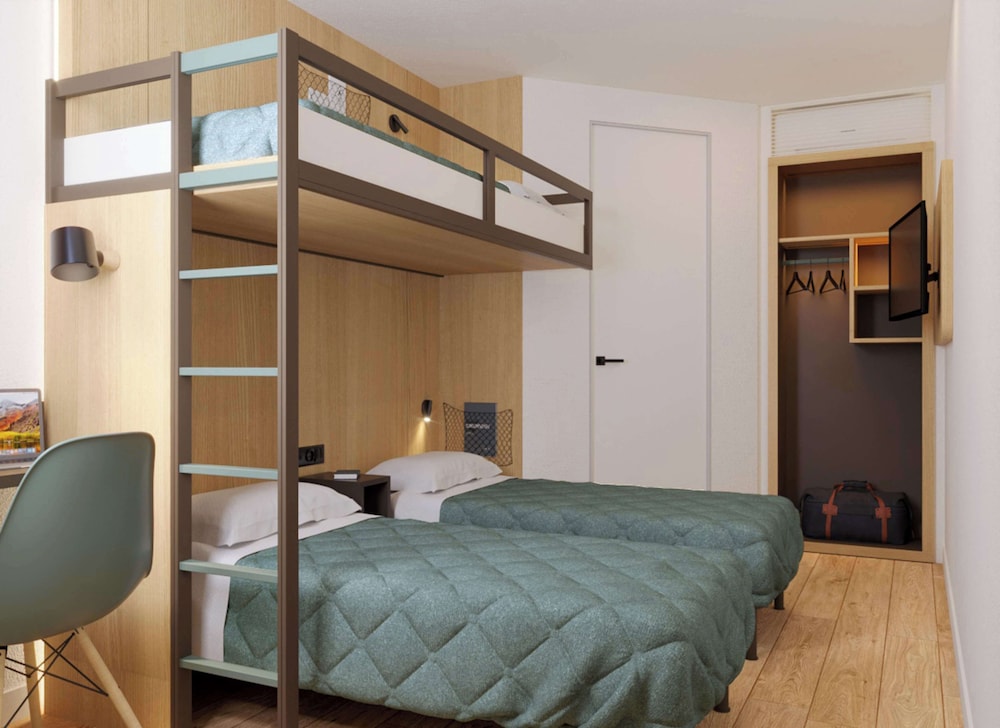 Room, Multiple Beds - Photo 3