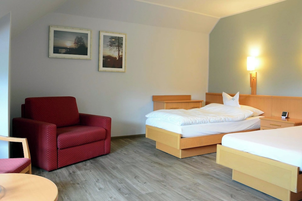 Classic Double or Twin Room photo 3