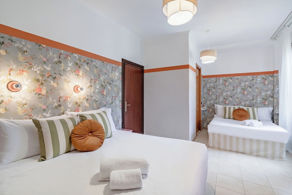 Deluxe Quadruple Room photo 1