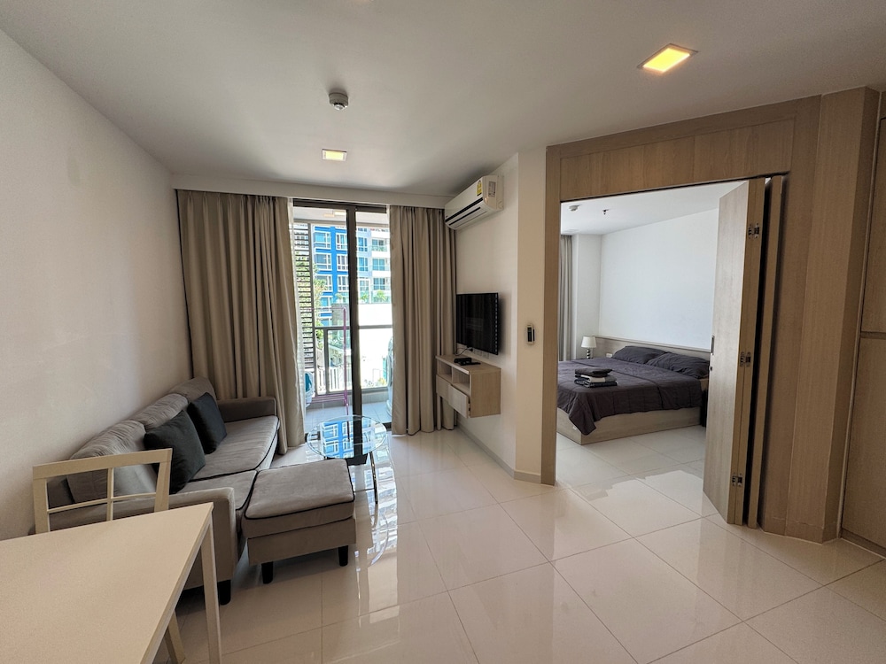 Condo, 1 Bedroom, City View