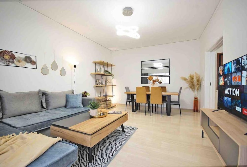 Apartment photo 3