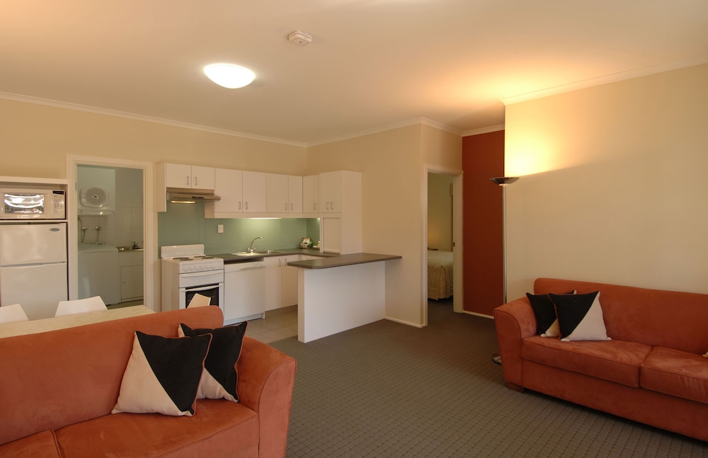 Deluxe Apartment, 2 Bedrooms - Photo 2