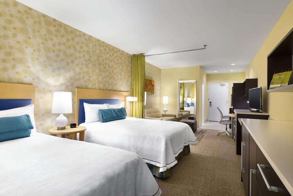 Studio Suite, 2 Queen Beds photo 2