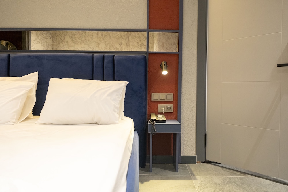 Comfort Room photo 2