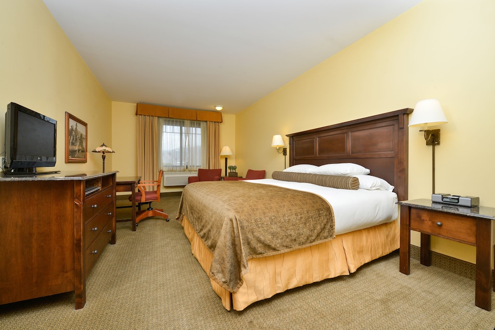 Deluxe Room, 1 King Bed (King Deluxe) - Photo 1