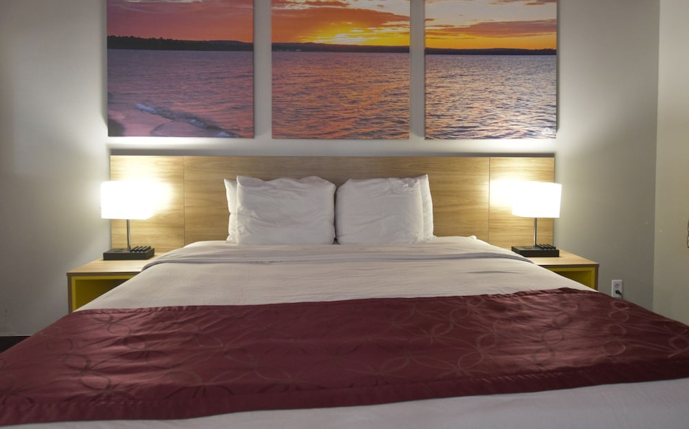 Standard Room, 1 King Bed - Photo 4