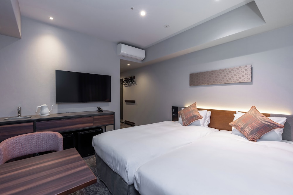 Superior Twin Room with Washing Machine, Non Smoking - Photo 1