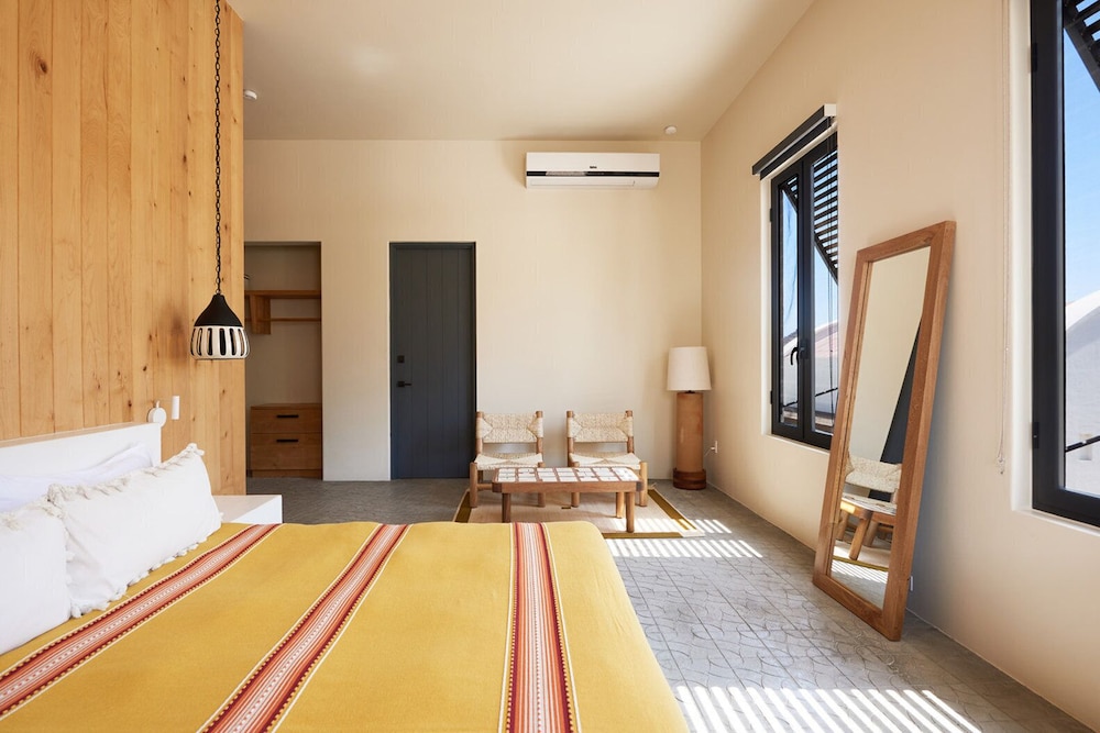 Suite (Mountain)