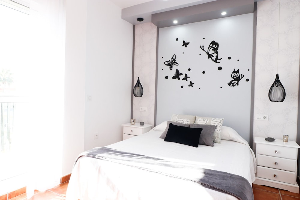 Apartamento, 2 habitaciones, terraza, vista al mar