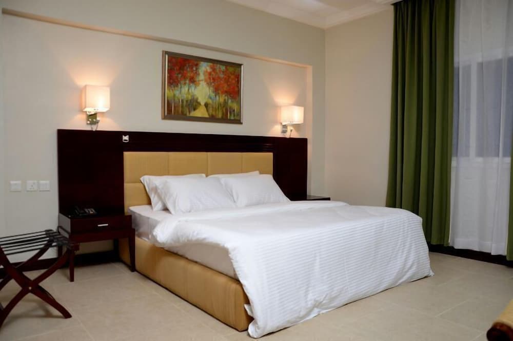 Grand Room photo 1