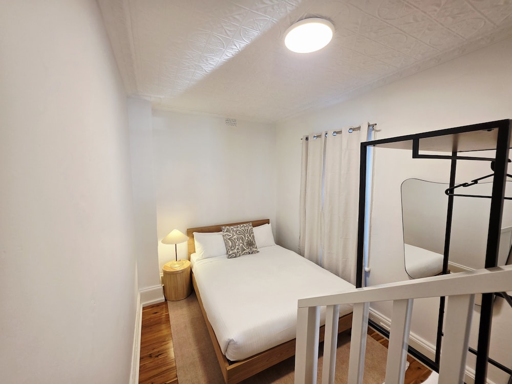Deluxe Two-Bedroom Apartment