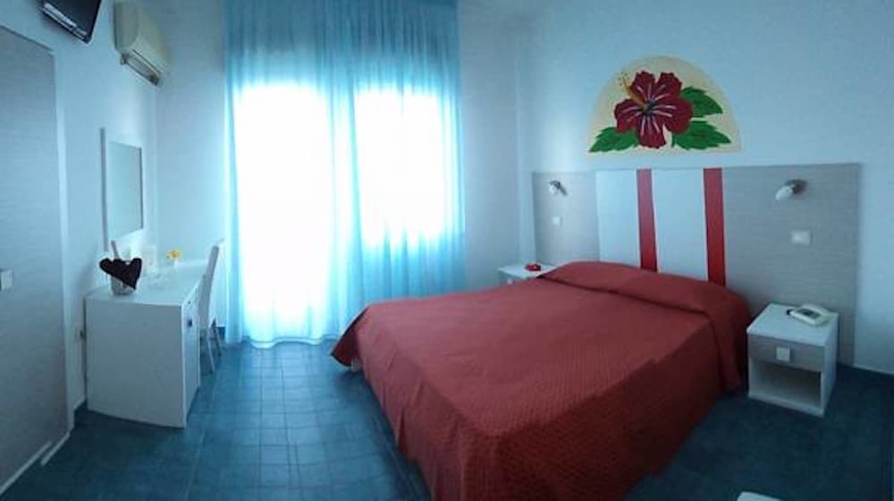 Quadruple Room, Sea View photo 3