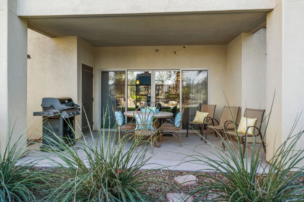 Condo, Multiple Beds, Patio, Mountain View (Walking on Sunshine) photo 3