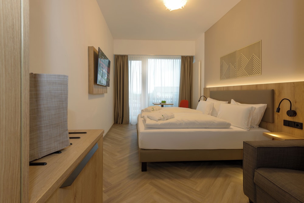Classic Double Room, Balcony