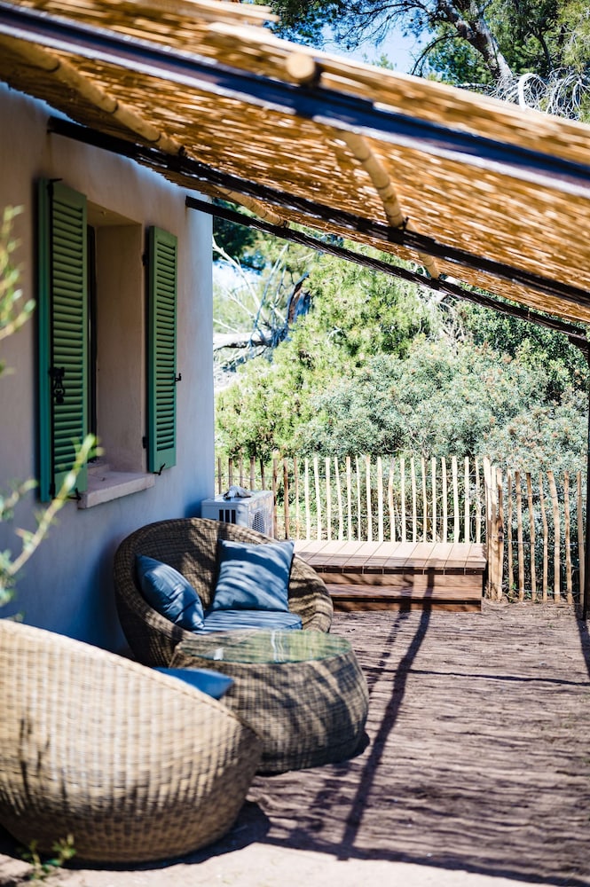 Suite, Multiple Beds (Dune) photo 3