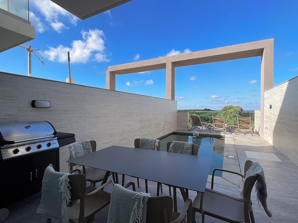 Private Pool Villa with Panoramic View photo 2