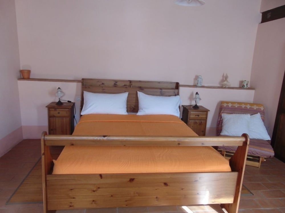 Room, 2 Bedrooms, Accessible