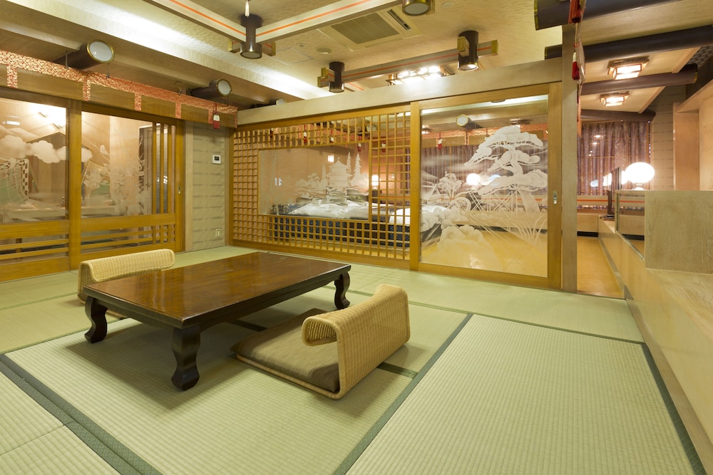 Twin Room with Bigger Bathroom, Non Smoking photo 3