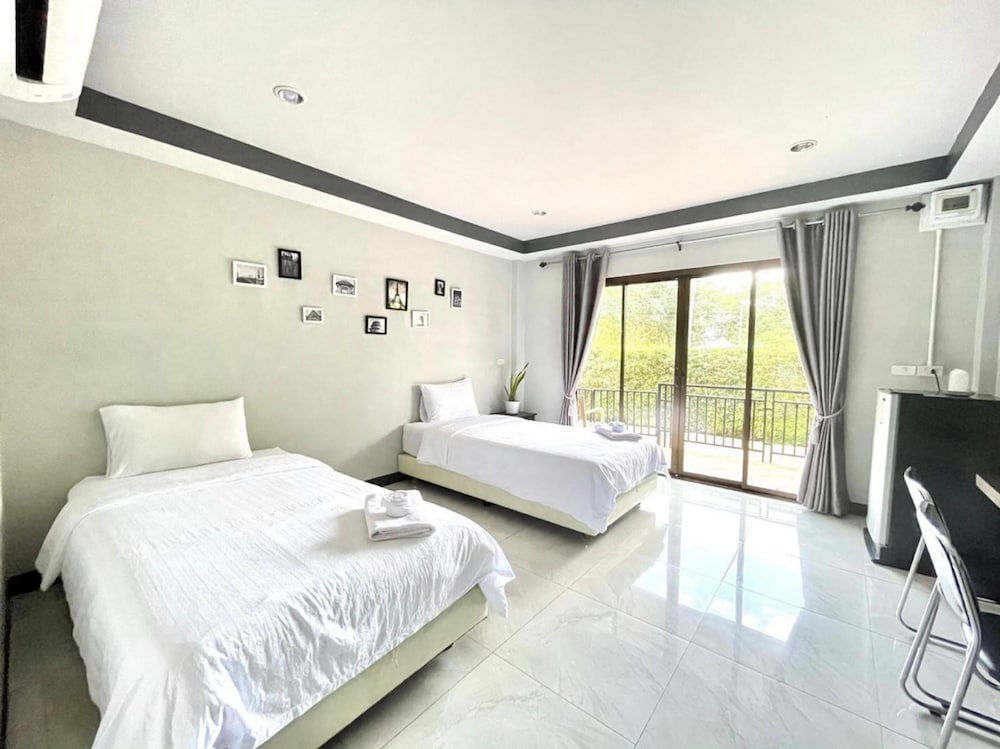 Superior Twin Room, 2 Twin Beds, Non Smoking