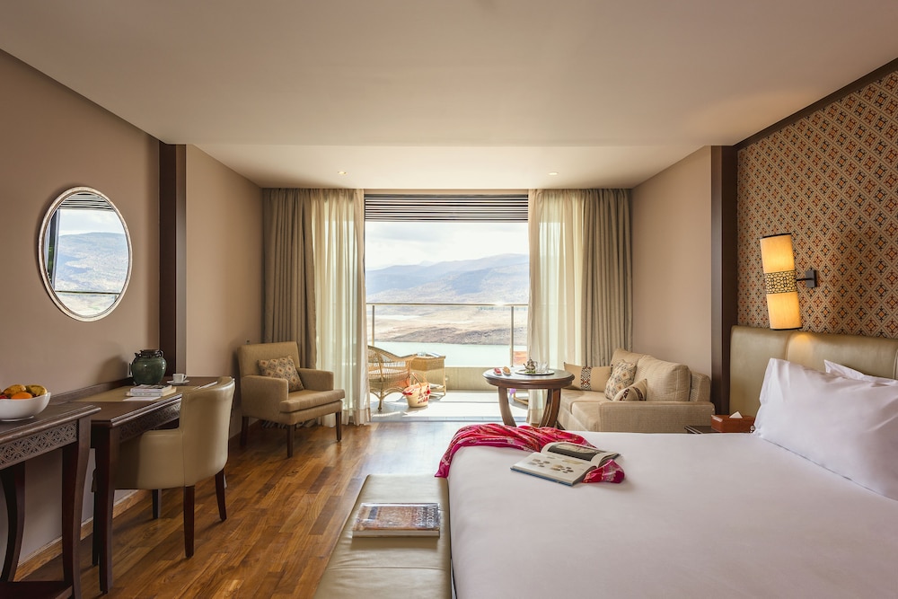 Premium Room, 1 Bedroom, Lake View photo 2