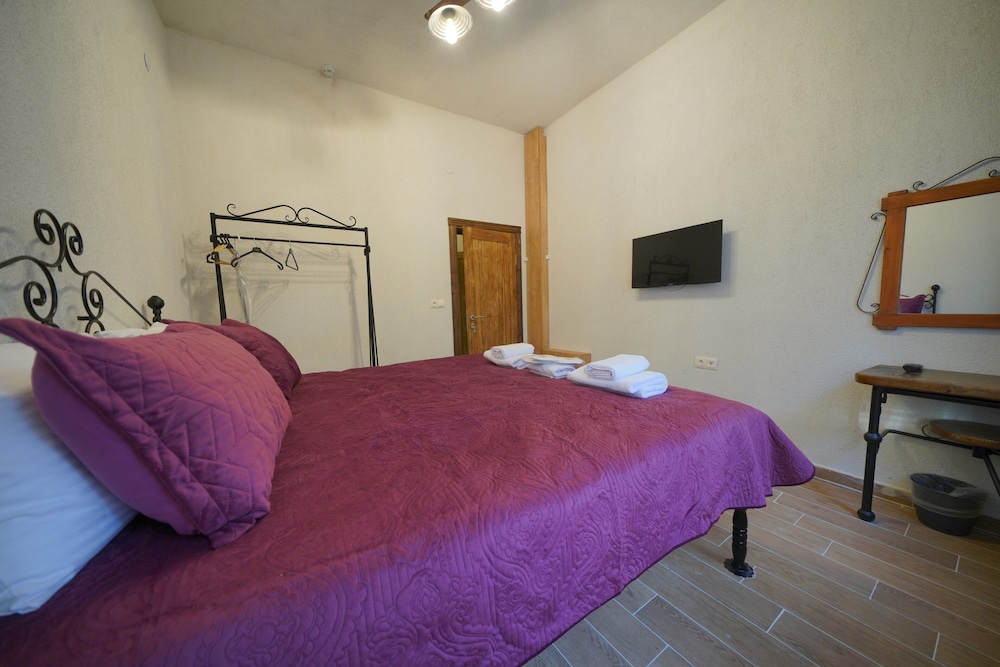 Economic Triple Room (Garden View) - Photo 1