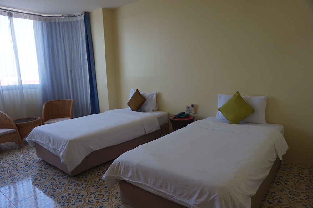 Standard Twin Room photo 2