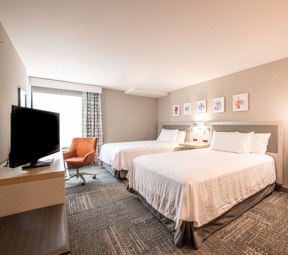 Room, 2 Queen Beds, Accessible (Roll-In Shower) - Photo 3