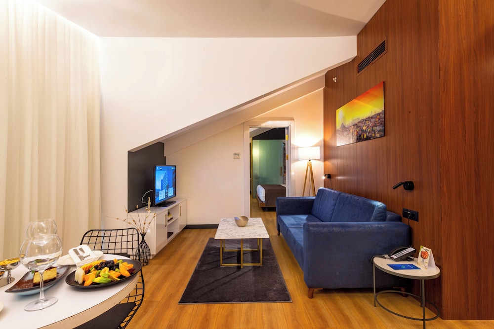 Luxury Suite, Balcony, Sea View photo 1