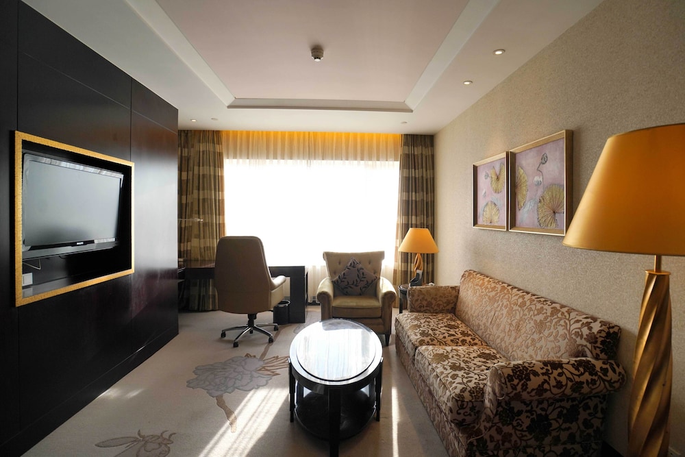Business Suite, 1 Bedroom, Club Lounge Access (Kids Theme) - Photo 4