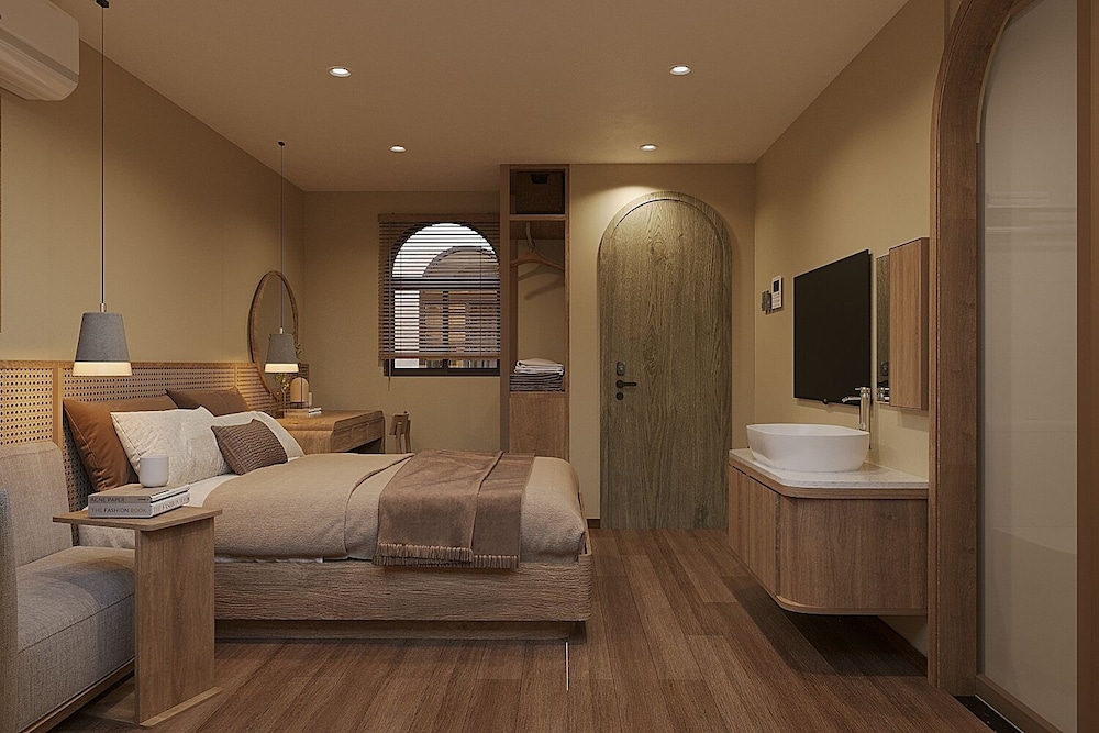 Standard Double Room, City View