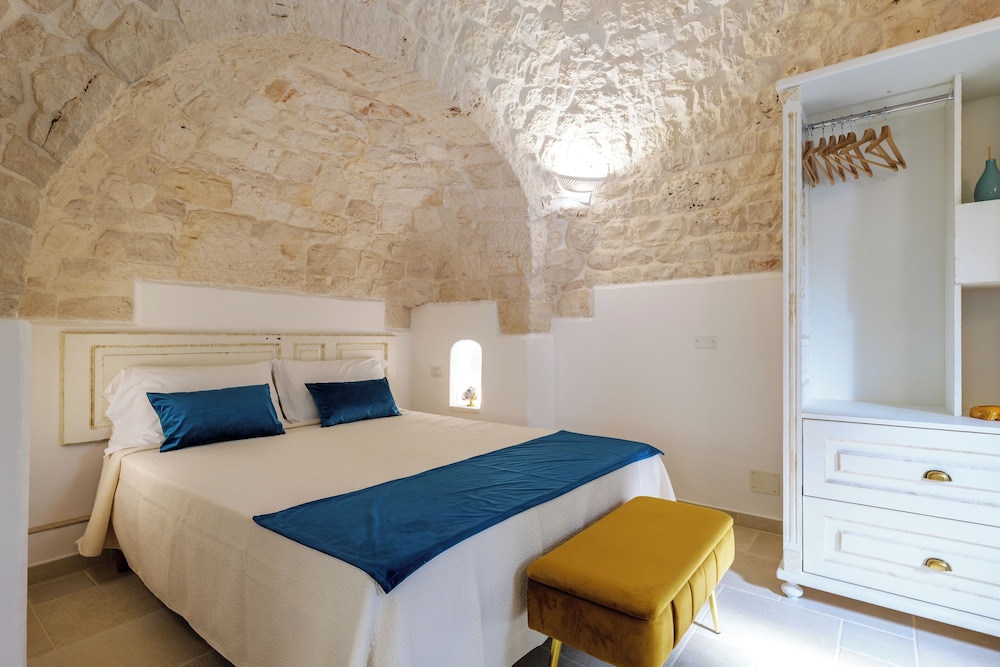 Romantic House (Trullo Palmento) photo 1