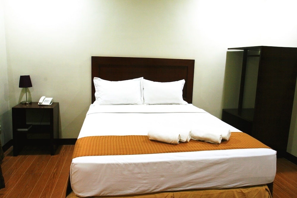 Deluxe Double or Twin Room - Photo 3